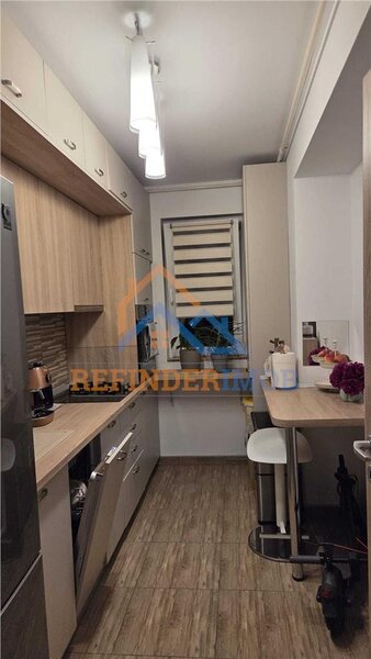 Unirii, Decebal, vanzare 2 camere 56 mp.